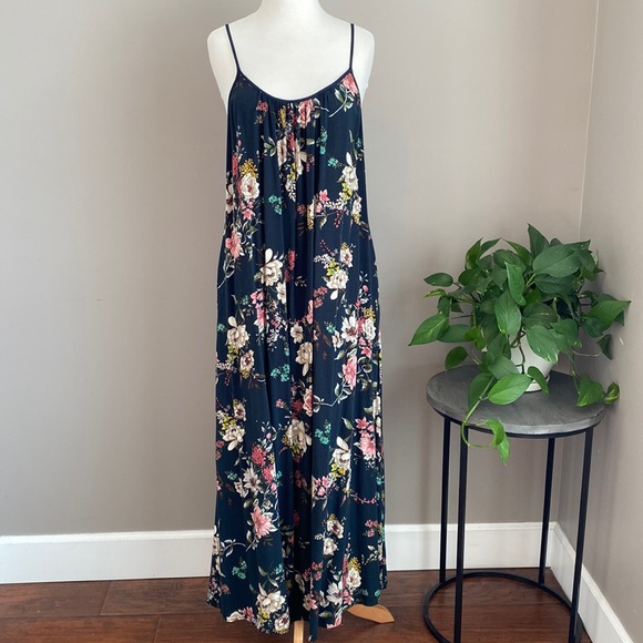 Exhilaration Halterneck Maxi Dress Floral Blue main image 0